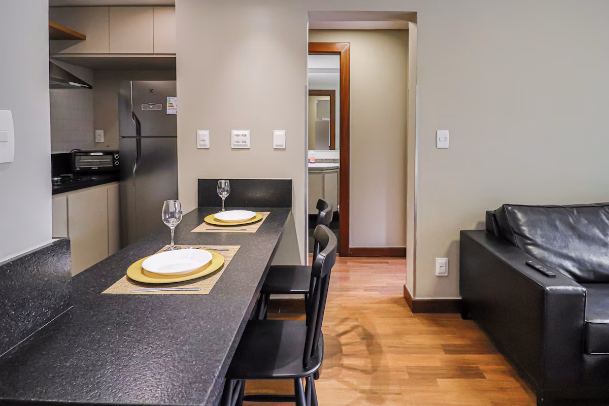 Flat 1 Qto Completo/Reformado prox. Pátio Savassi